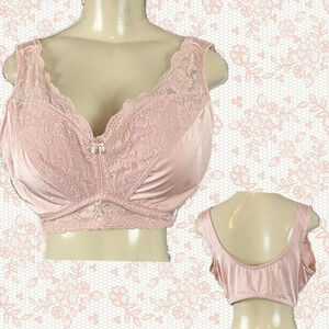 Rhonda Shear Plus 1X Rose Blush Lace Trim Pin-Up Girl Removal Pads Leisure Bra